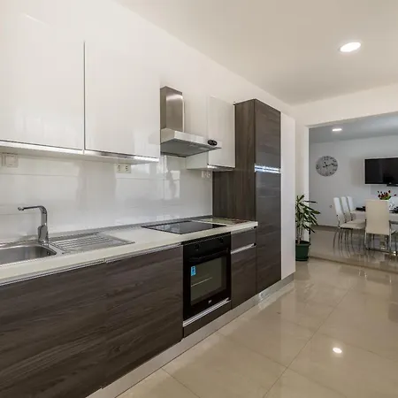 Villa Relax, Private Pool,Barbecue! * Omis